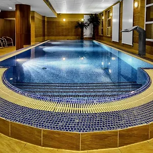 Hotel Grand Royal